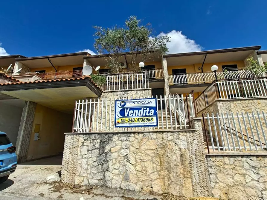 Immagine 2 di Villetta a schiera in vendita  in via dei caduti 10 a Capriglia Irpina