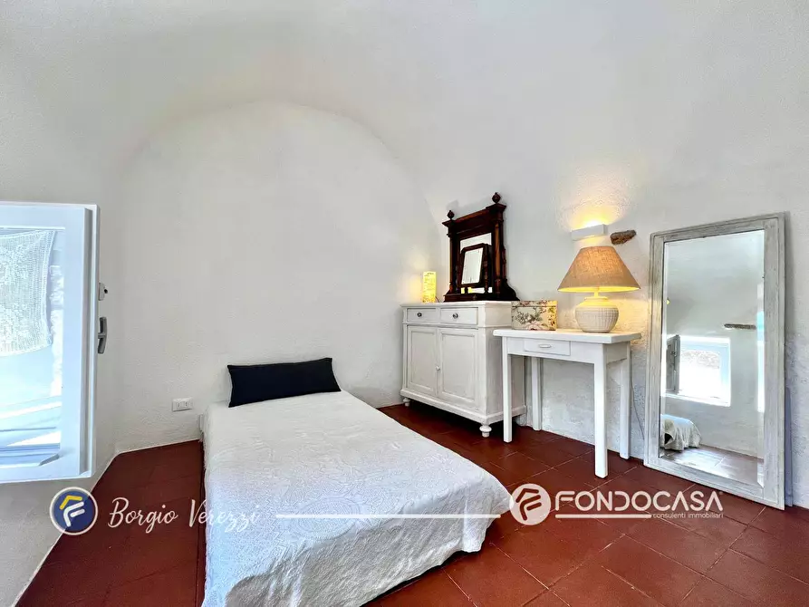 Immagine 37 di Appartamento in vendita  in Via Poggio a Borgio Verezzi