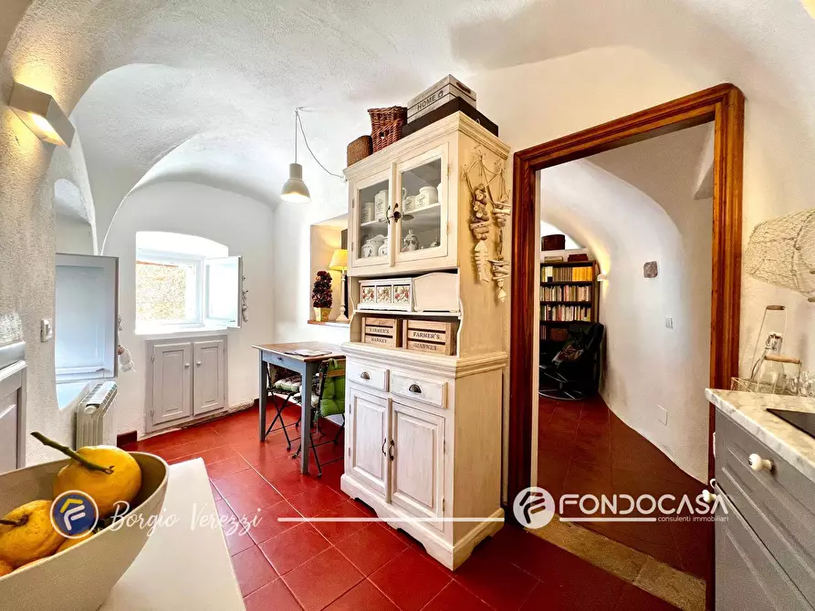 Immagine 12 di Appartamento in vendita  in Via Poggio a Borgio Verezzi