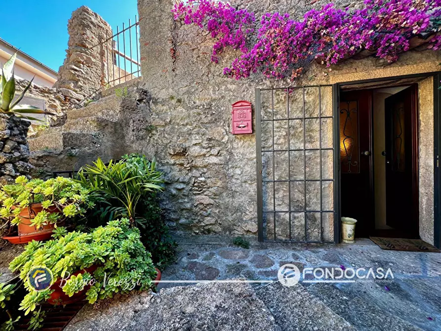 Immagine 25 di Appartamento in vendita  in Via Poggio a Borgio Verezzi