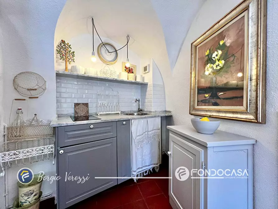 Immagine 27 di Appartamento in vendita  in Via Poggio a Borgio Verezzi