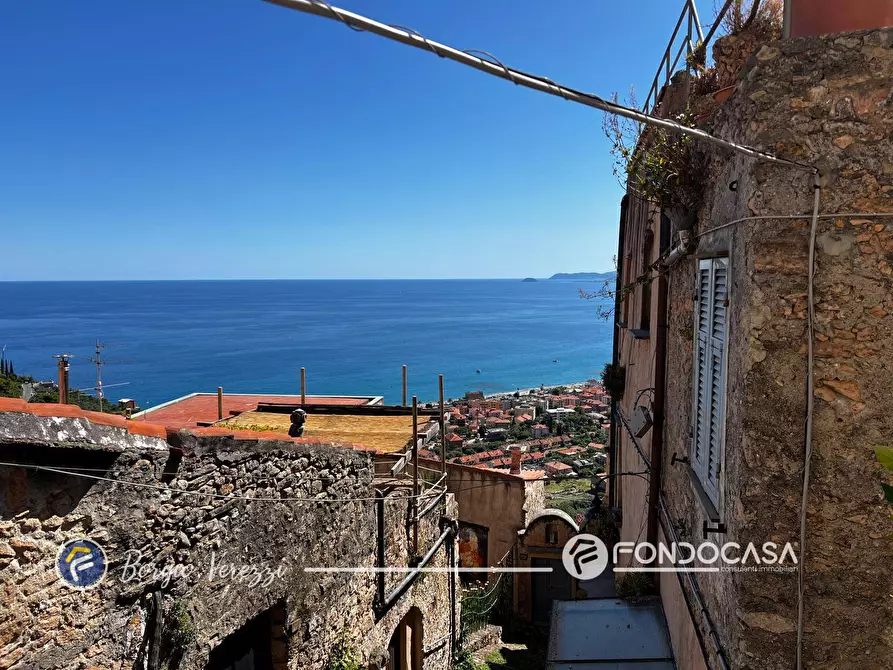 Immagine 4 di Appartamento in vendita  in Via Poggio a Borgio Verezzi