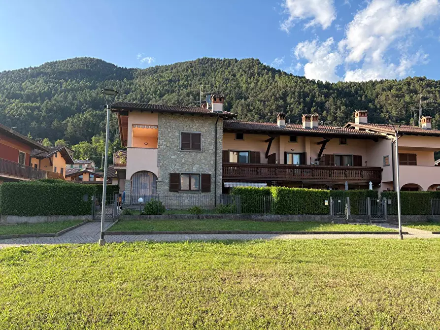 appartamento in vendita a Rovetta in zona Conca Verde