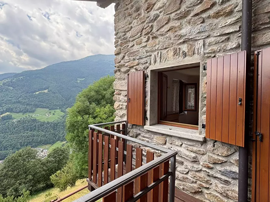 Immagine 2 di Appartamento in vendita  in Tezzi Alti 15b a Ardesio