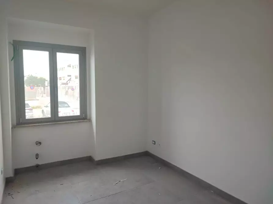 Immagine 10 di Locale commerciale in vendita  in via dogliotti 2 a Casarano