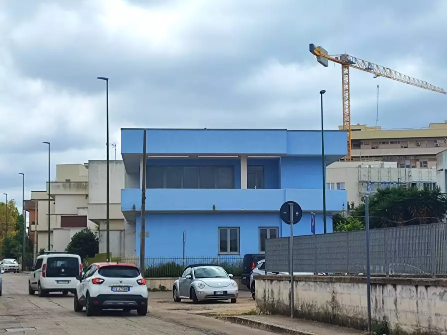 Immagine 16 di Locale commerciale in vendita  in via dogliotti 2 a Casarano