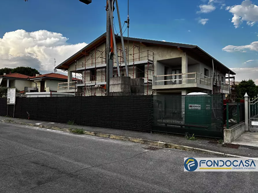 Immagine 1 di Appartamento in vendita  in via matteotti a Grumello Del Monte