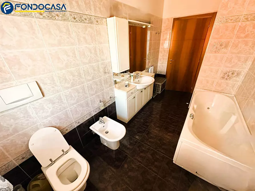 Immagine 17 di Appartamento in vendita  in Via San Martino 4 a Grottammare