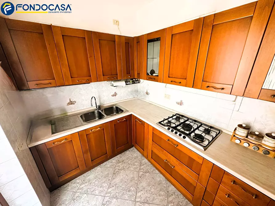 Immagine 5 di Appartamento in vendita  in Via San Martino 4 a Grottammare