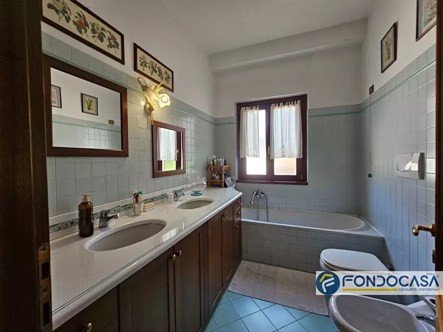 Immagine 8 di Villa in vendita  in Via Guglielmo Mattioli a Bergamo