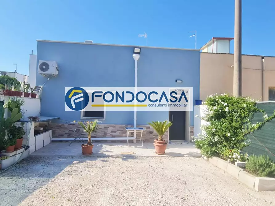 Immagine 2 di Villa in vendita  in Via Giacomo Puccini 45 a Cellino San Marco