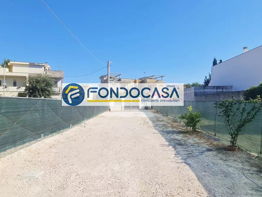 Immagine 3 di Villa in vendita  in Via Giacomo Puccini 45 a Cellino San Marco