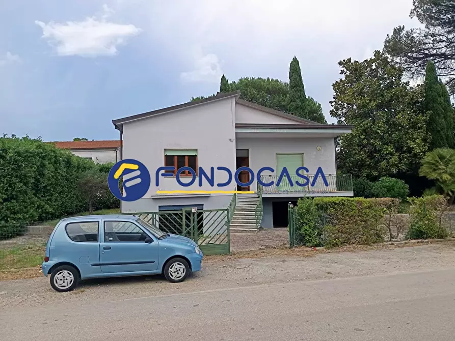 Immagine 5 di Villa in vendita  in via calore 10 a Benevento