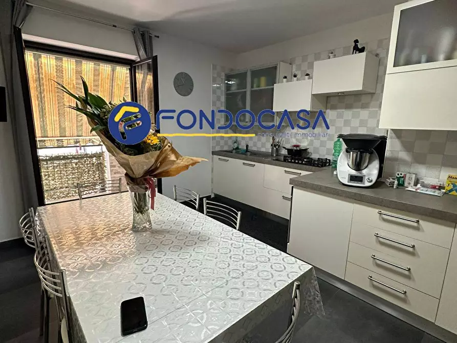 Immagine 3 di Appartamento in vendita  a Giugliano In Campania