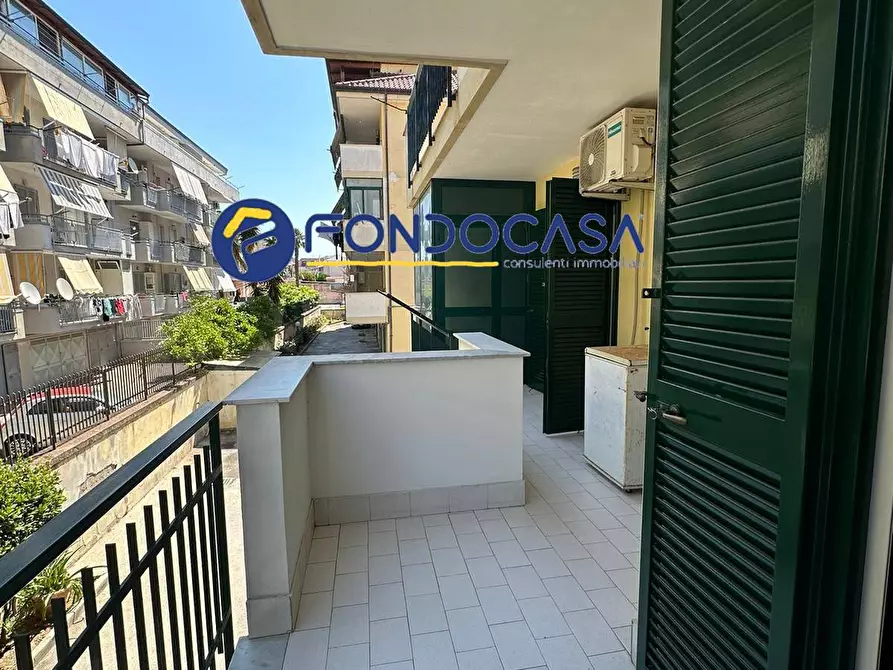 Immagine 10 di Appartamento in vendita  a Giugliano In Campania