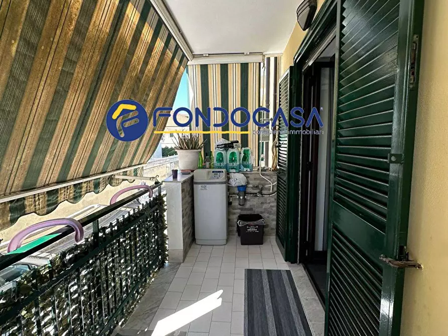 Immagine 11 di Appartamento in vendita  a Giugliano In Campania