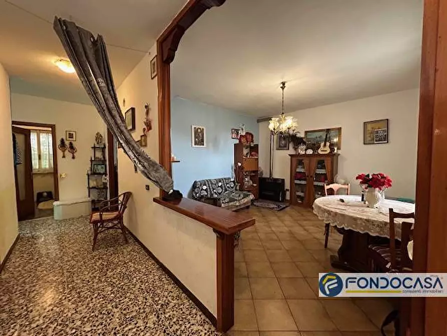 Immagine 4 di Appartamento in vendita  a Zandobbio