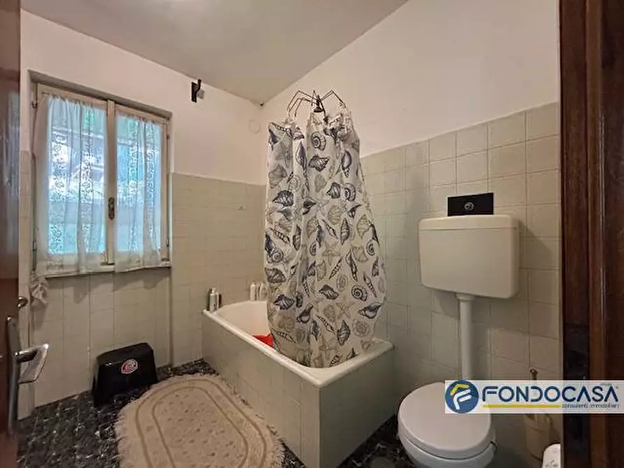 Immagine 17 di Appartamento in vendita  a Zandobbio