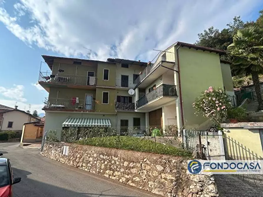 Immagine 21 di Appartamento in vendita  a Zandobbio