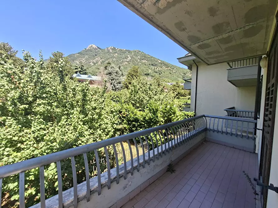 Immagine 11 di Appartamento in vendita  in via ramiro marcone 49 a Mercogliano