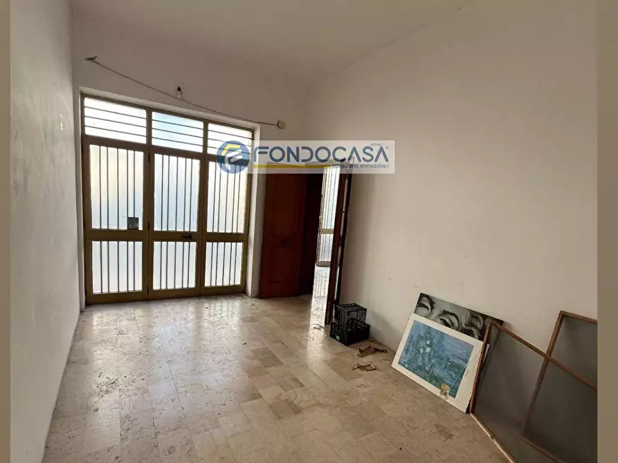 Immagine 1 di Box auto in vendita  in Via Alcide de Gasperi 87 a Bagnolo Del Salento