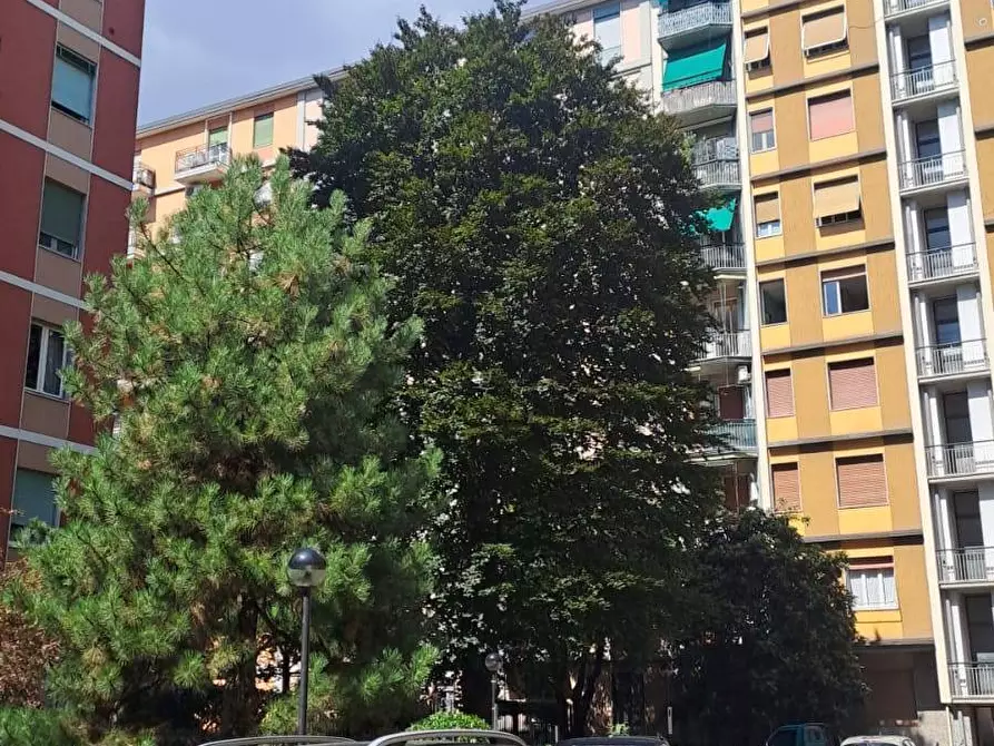 Immagine 3 di Appartamento in vendita  in Via Cenisio a Milano