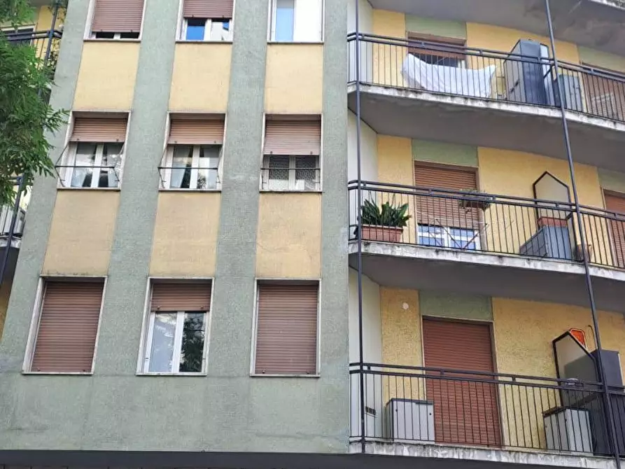 Immagine 5 di Appartamento in vendita  in Via Cenisio a Milano