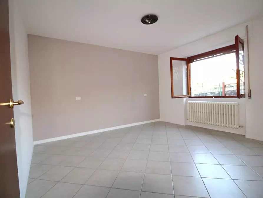 Immagine 3 di Appartamento in vendita  in VIA SPIAZZI 35 a Ponte Nossa