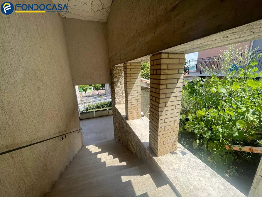 Immagine 38 di Casa indipendente in vendita  in Via Italia 6 a Montalto Delle Marche