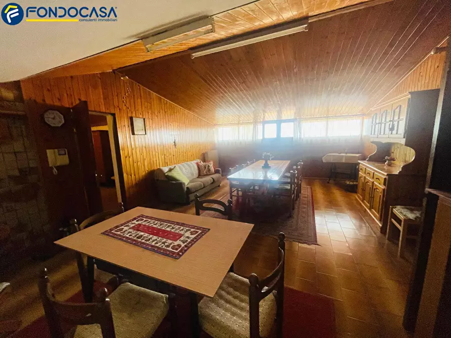 Immagine 28 di Casa indipendente in vendita  in Via Italia 6 a Montalto Delle Marche