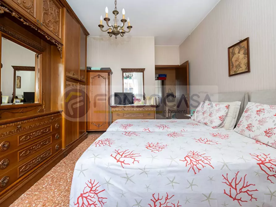 Immagine 17 di Appartamento in vendita  in via Varanini 28 a Milano