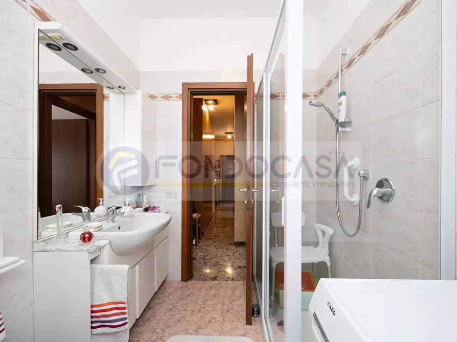 Immagine 23 di Appartamento in vendita  in via Varanini 28 a Milano