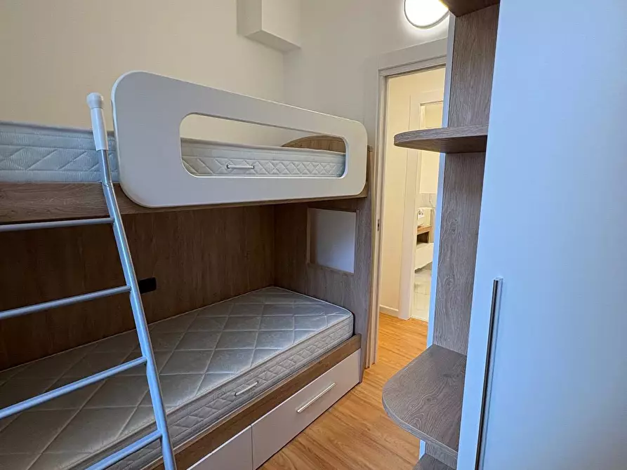 Immagine 15 di Appartamento in vendita  in Via Querena a Clusone