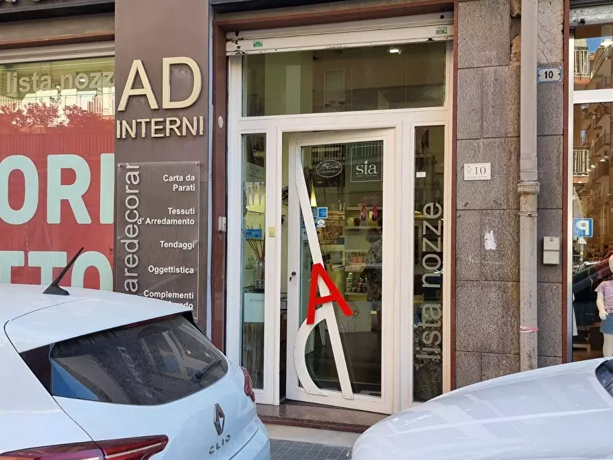 Immagine 2 di Locale commerciale in affitto  in Via Raffaele de pascale 10 a Angri