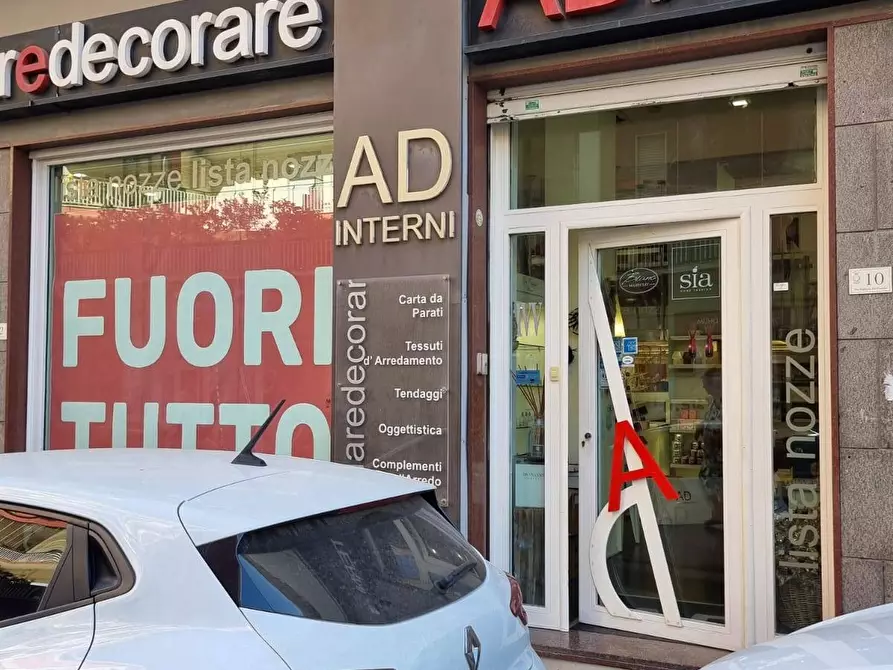 Immagine 3 di Locale commerciale in affitto  in Via Raffaele de pascale 10 a Angri