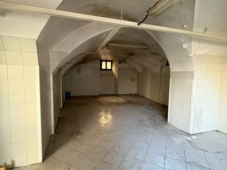 Immagine 4 di Attività commerciale in vendita  in Piazza Monte Grappa a Ardesio