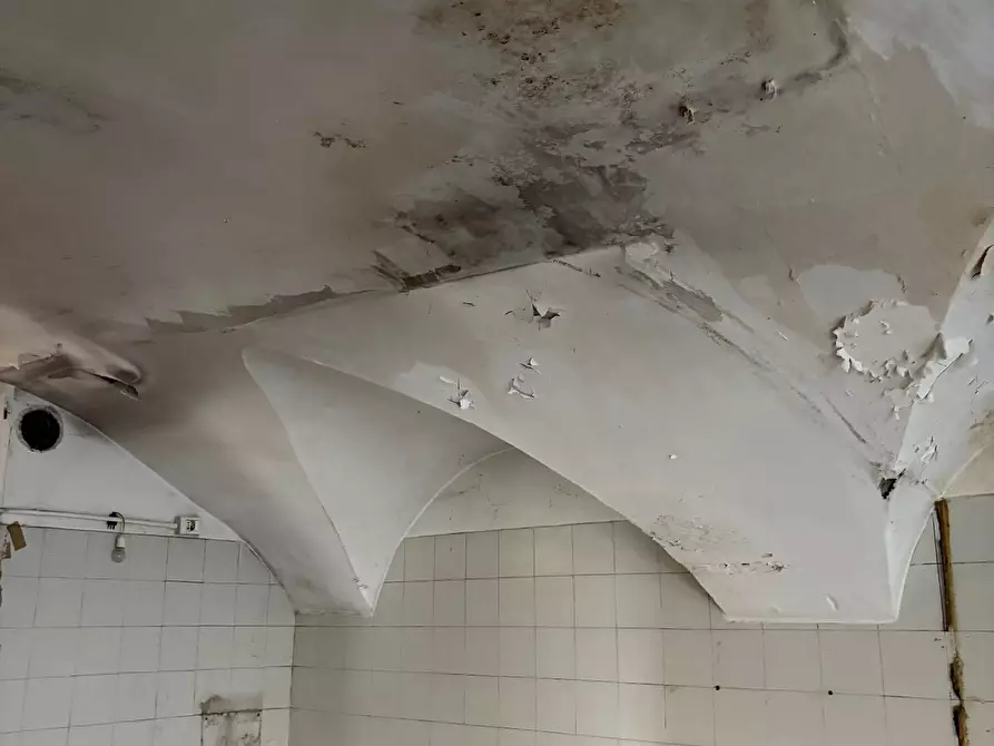 Immagine 11 di Attività commerciale in vendita  in Piazza Monte Grappa a Ardesio