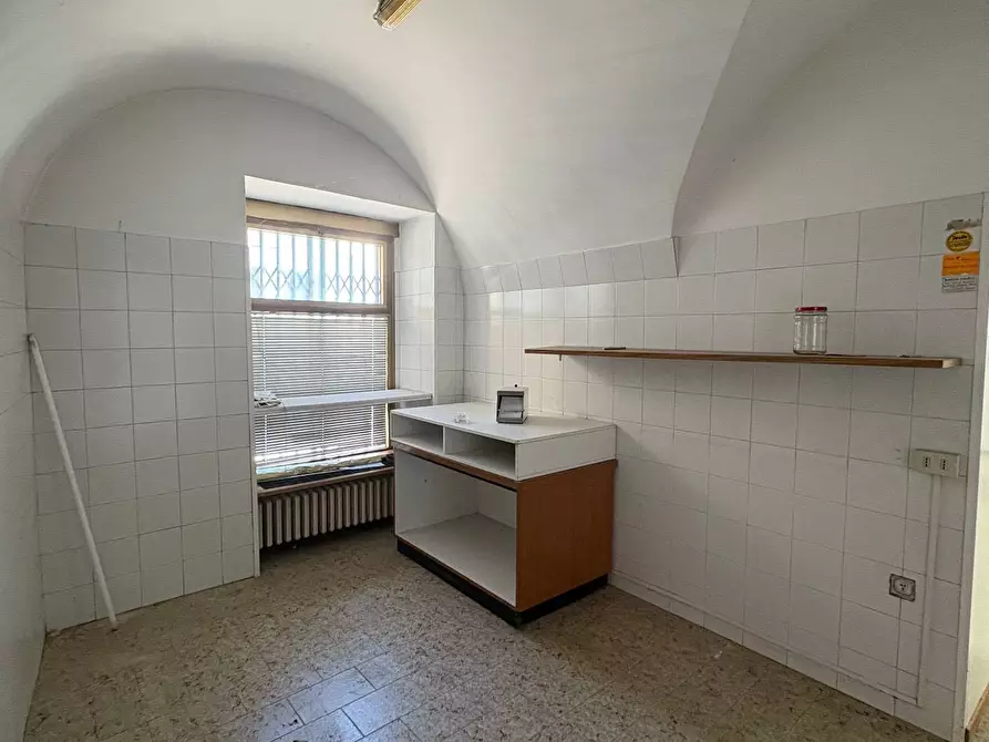 Immagine 13 di Attività commerciale in vendita  in Piazza Monte Grappa a Ardesio