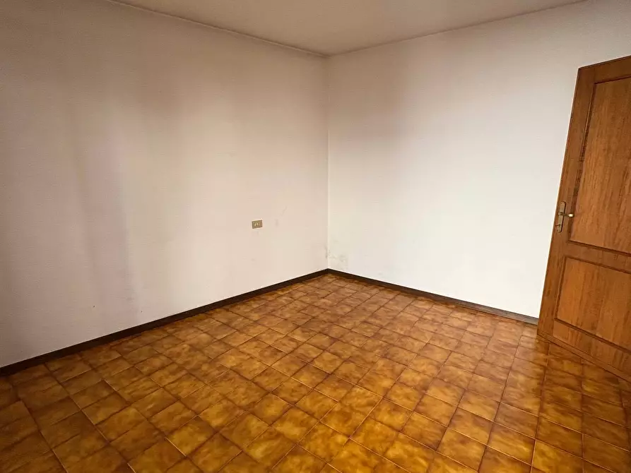 Immagine 15 di Appartamento in vendita  in Piazza Monte Grappa a Ardesio