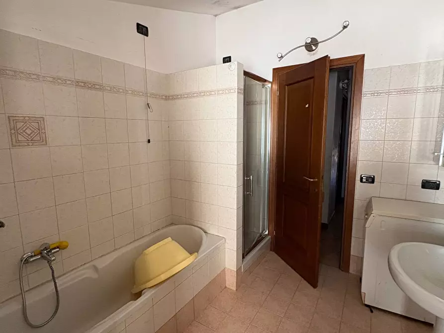 Immagine 12 di Appartamento in vendita  in Piazza Monte Grappa a Ardesio