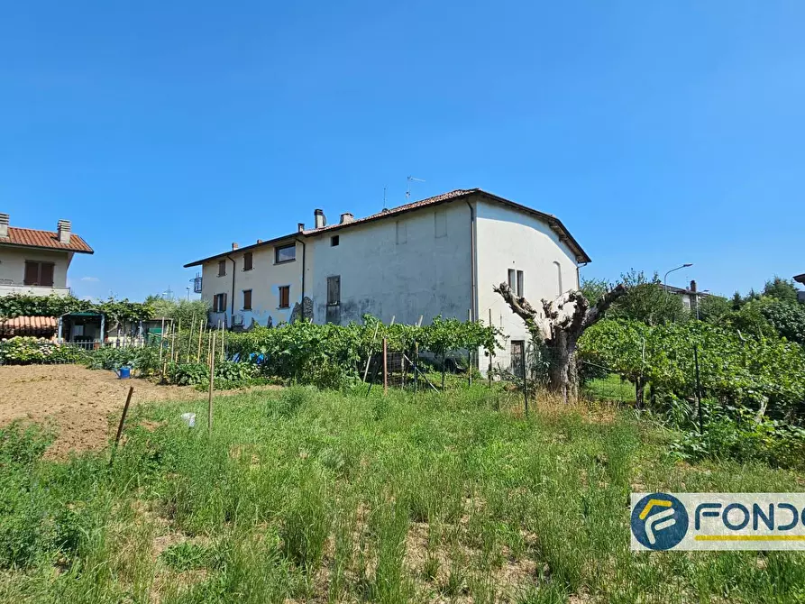 Immagine 1 di Rustico / casale in vendita  in grumello del monte a Grumello Del Monte