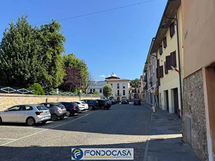 Immagine 7 di Locale commerciale in vendita  a Adro