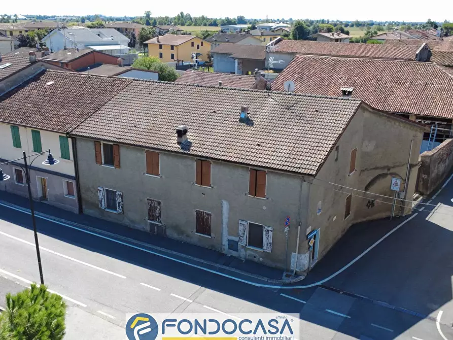 Immagine 7 di Rustico / casale in vendita  a Lograto