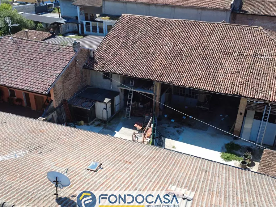 Immagine 6 di Rustico / casale in vendita  a Lograto