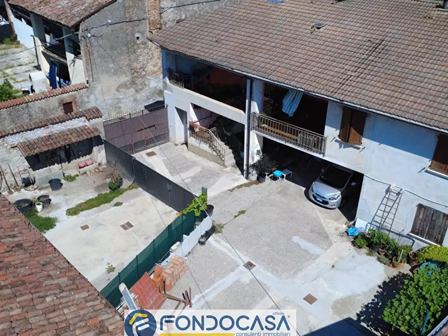 Immagine 8 di Rustico / casale in vendita  a Lograto