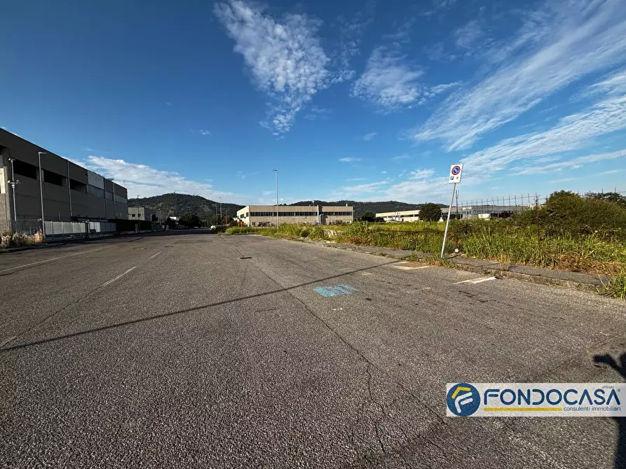 Immagine 2 di Terreno residenziale in vendita  in VIA MONTE CUCCO a Cologne