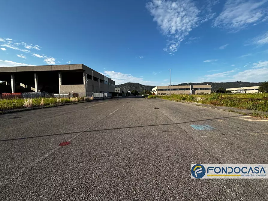 Immagine 3 di Terreno residenziale in vendita  in VIA MONTE CUCCO a Cologne