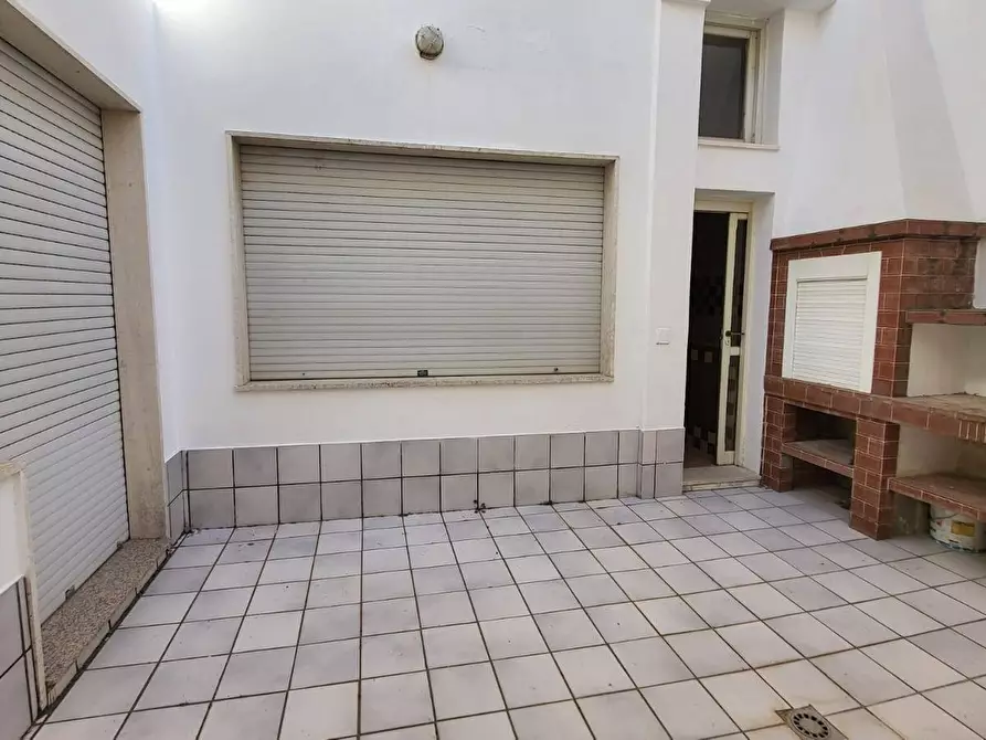 Immagine 14 di Ufficio in affitto  in Via Principe di Piemonte 67-69 a Casarano