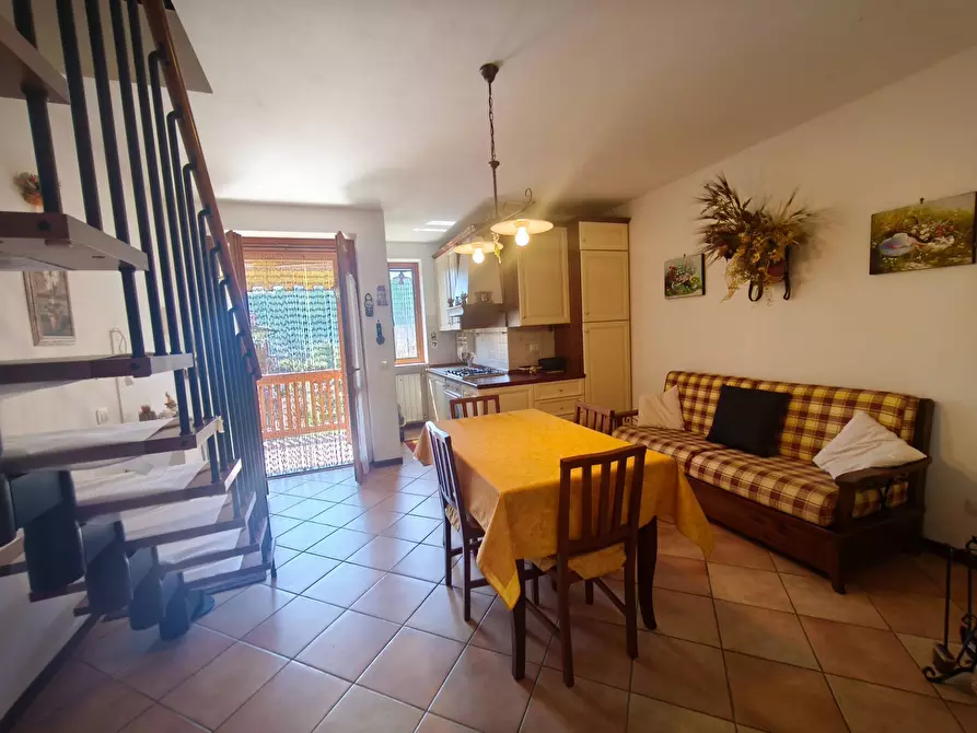 Immagine 10 di Appartamento in vendita  in Via dei Ciclamini 99 a Ardesio