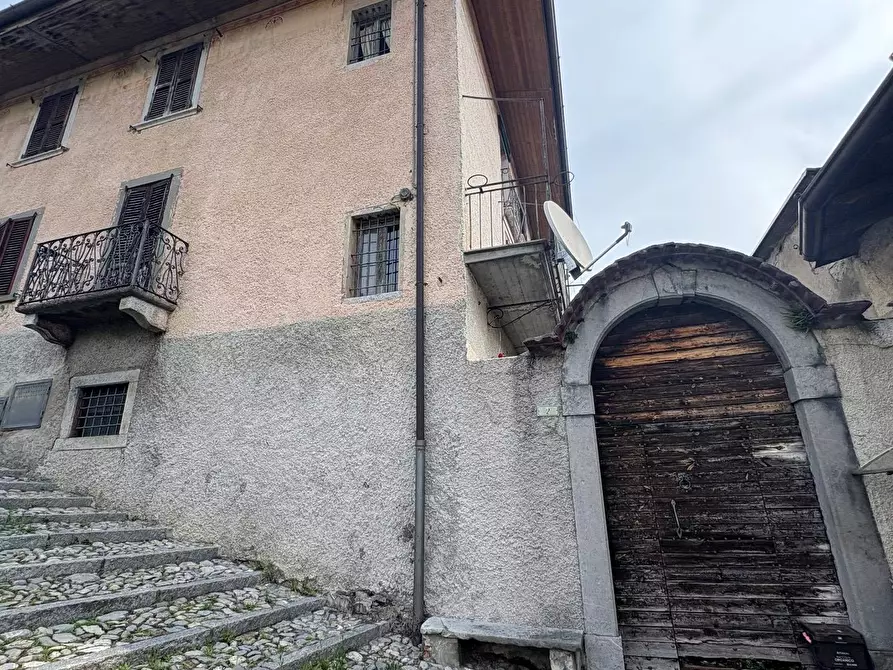 Immagine 4 di Casa indipendente in vendita  in Piazza Villassio 7 a Ardesio